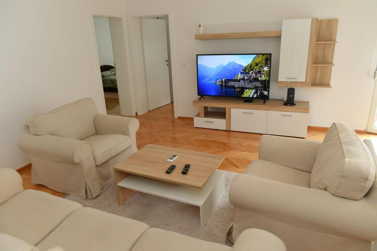 Dobi Apartmani Wing Jagodina Exterior foto